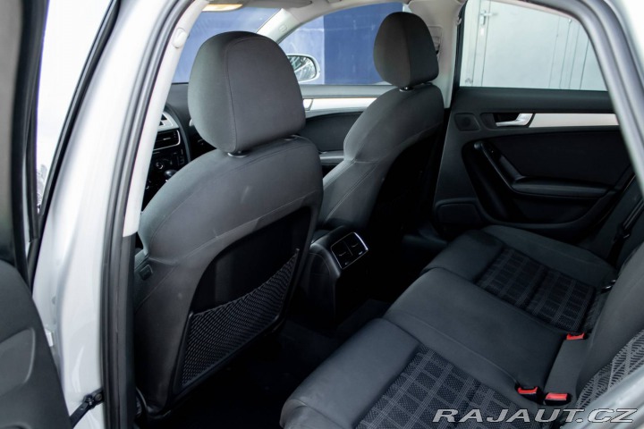 Audi A4 2.0 TDI/ Automat/ Parkov 2011