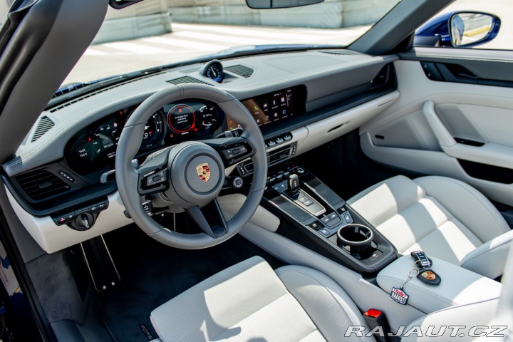 Porsche Ostatní modely 911 Targa  4 GTS/ PDLS+/ InnoDrive/ 2024