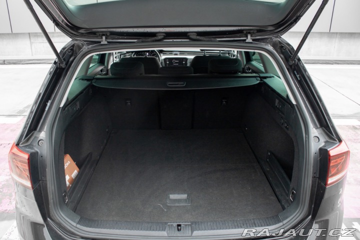 Volkswagen Passat Variant 1.5 TSI/DSG/ LED 2020