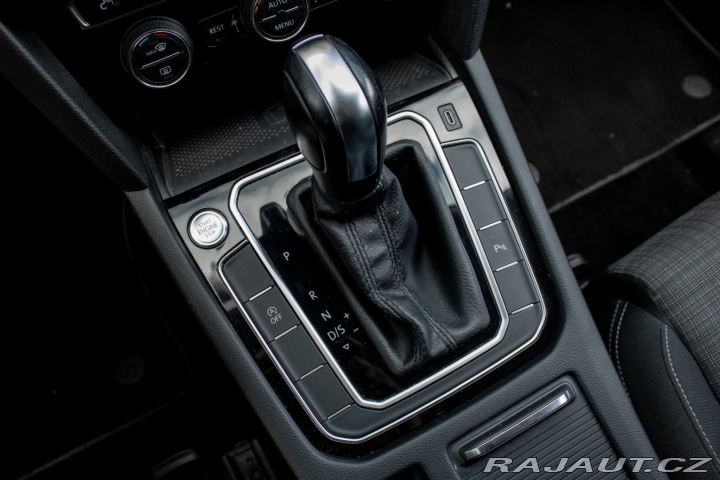 Volkswagen Passat Variant 1.5 TSI/DSG/ LED 2020