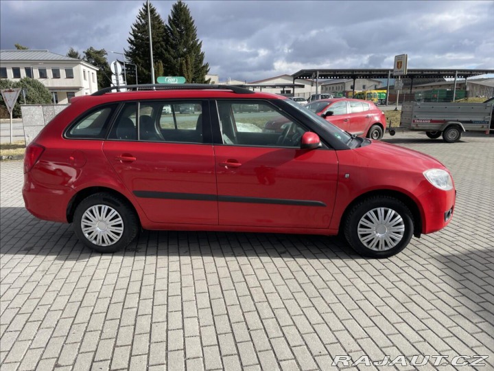 Škoda Fabia 1,4 i 16v Ambiente Klima, 2010