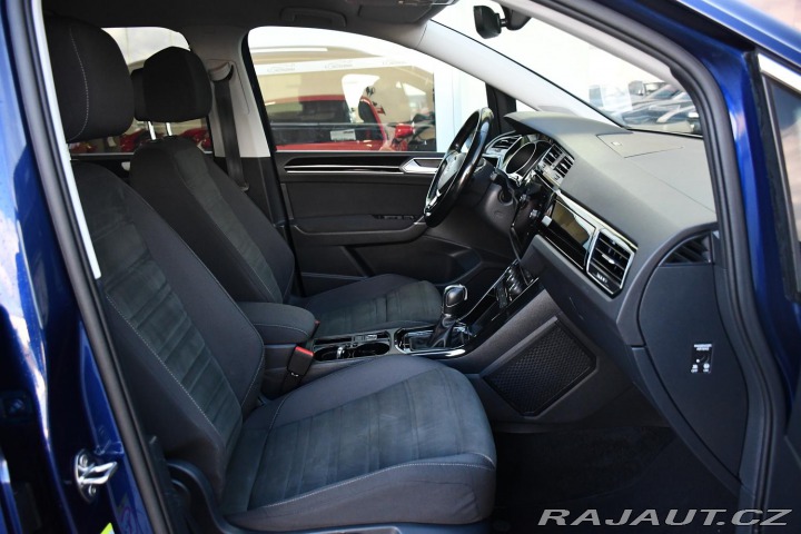 Volkswagen Touran 2.0TDi HIGHLINE DSG ČR 2018