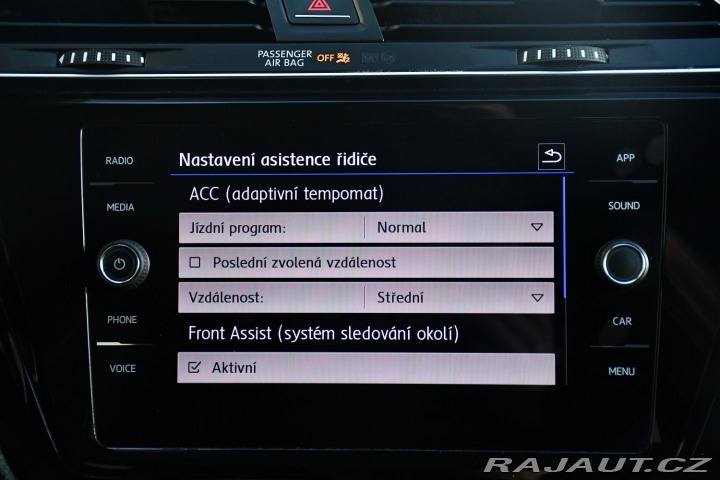 Volkswagen Touran 2.0TDi HIGHLINE DSG ČR 2018