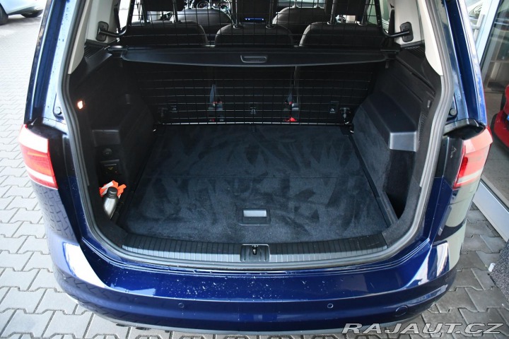 Volkswagen Touran 2.0TDi HIGHLINE DSG ČR 2018