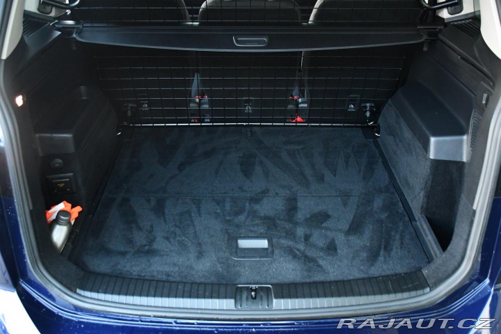 Volkswagen Touran 2.0TDi HIGHLINE DSG ČR 2018