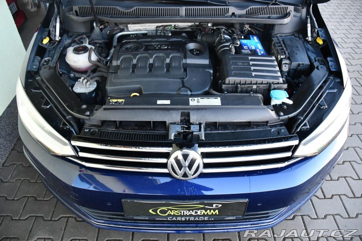 Volkswagen Touran 2.0TDi HIGHLINE DSG ČR 2018