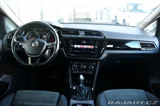 Volkswagen Touran 2.0TDi HIGHLINE DSG ČR 2018