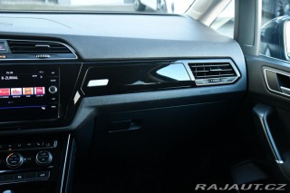 Volkswagen Touran 2.0TDi HIGHLINE DSG ČR 2018