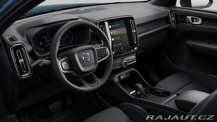 Volvo EC40 PLUS Extended Range RWD 2025