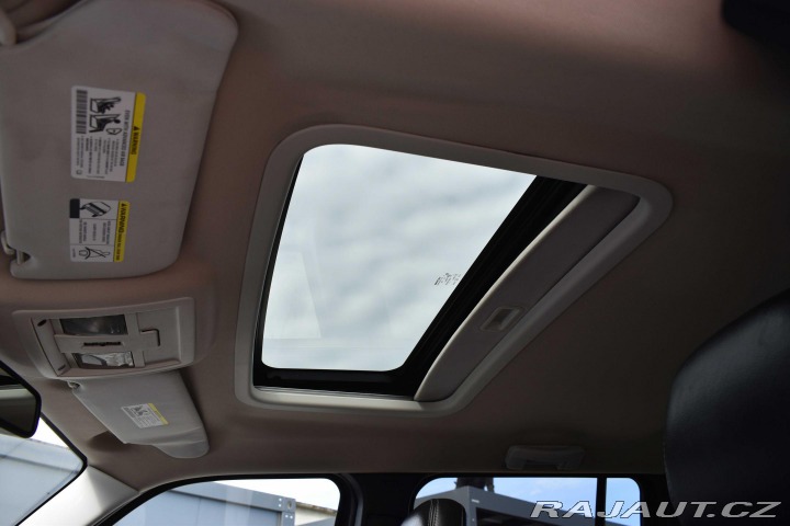 Jeep Cherokee 2.8 CRD REZERVACE 2012