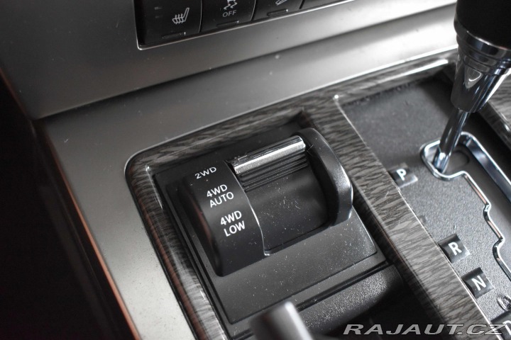 Jeep Cherokee 2.8 CRD REZERVACE 2012