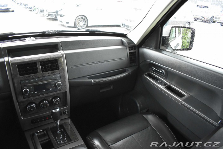 Jeep Cherokee 2.8 CRD REZERVACE 2012