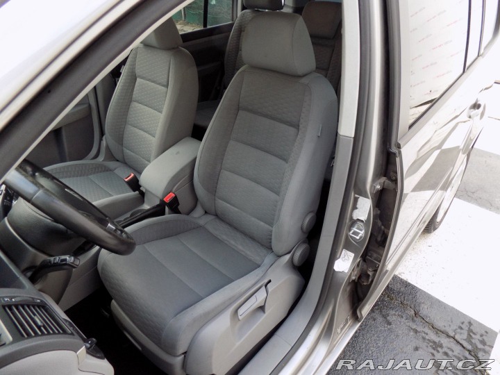 Volkswagen Touran 2.0TDI/NAVI/Klimatizace/ 2008