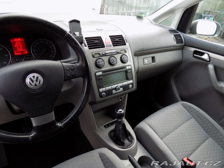Volkswagen Touran 2.0TDI/NAVI/Klimatizace/ 2008