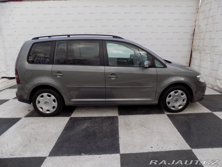 Volkswagen Touran 2.0TDI/NAVI/Klimatizace/ 2008