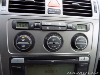 Volkswagen Touran 2.0TDI/NAVI/Klimatizace/ 2008