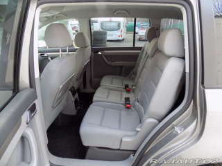 Volkswagen Touran 2.0TDI/NAVI/Klimatizace/ 2008