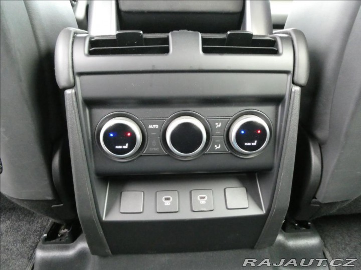 Land Rover Defender 3,0 D300 110 X-Dyn HSE,1m 2022