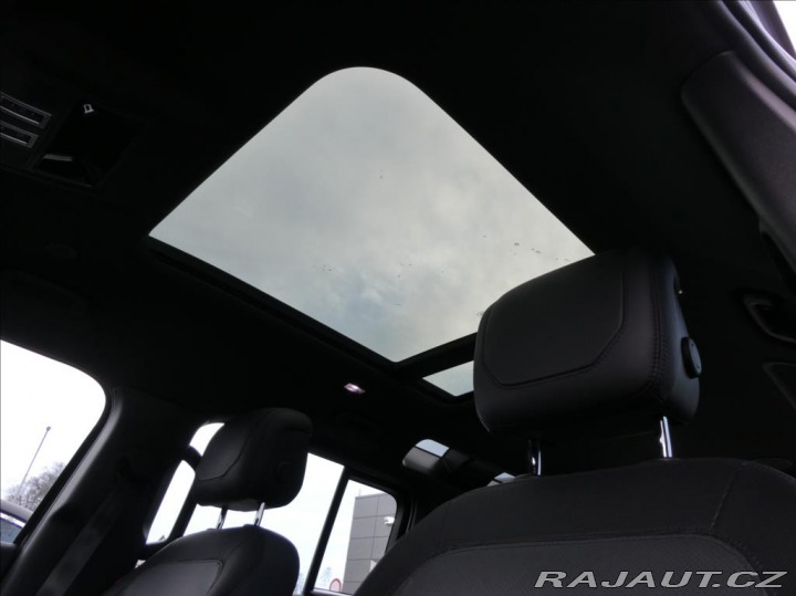 Land Rover Defender 3,0 D300 110 X-Dyn HSE,1m 2022