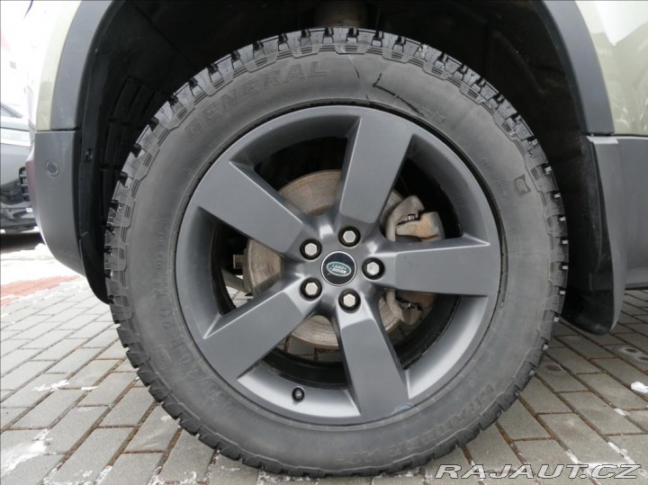 Land Rover Defender 3,0 D250 90 SE, 1.Maj. ČR 2021