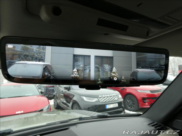 Land Rover Defender 3,0 D250 90 SE, 1.Maj. ČR 2021