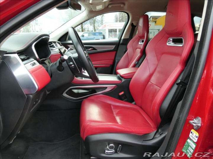 Jaguar F-Pace 2,0 P400e PHEV HSE,1Maj,Č 2022