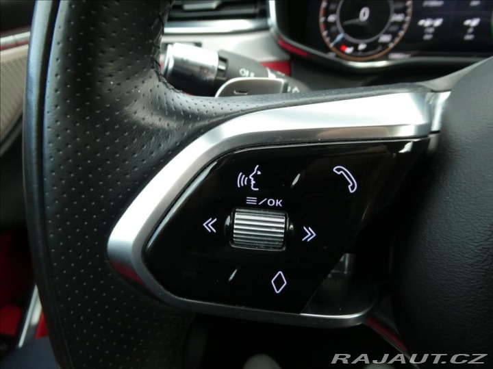 Jaguar F-Pace 2,0 P400e PHEV HSE,1Maj,Č 2022