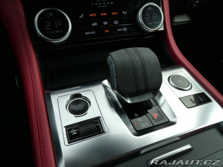 Jaguar F-Pace 2,0 P400e PHEV HSE,1Maj,Č 2022