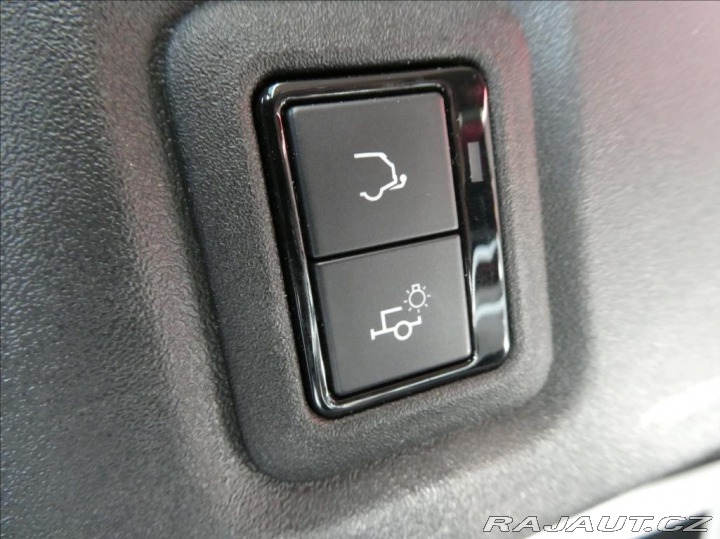 Jaguar F-Pace 2,0 P400e PHEV AWD,1Maj,Č 2022