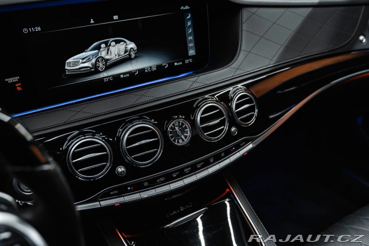 Mercedes-Benz S V12 6.0L Maybach, Masáže, 2017
