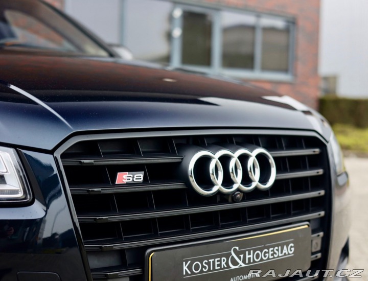 Audi S8 Plus 4.0 TFSI V8 quattro 2016