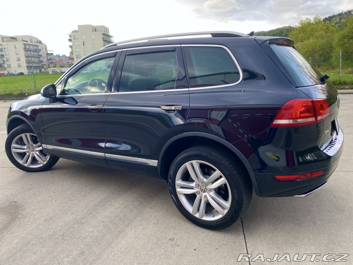 Volkswagen Touareg  2013