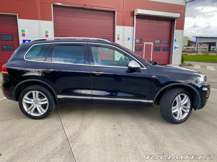 Volkswagen Touareg  2013