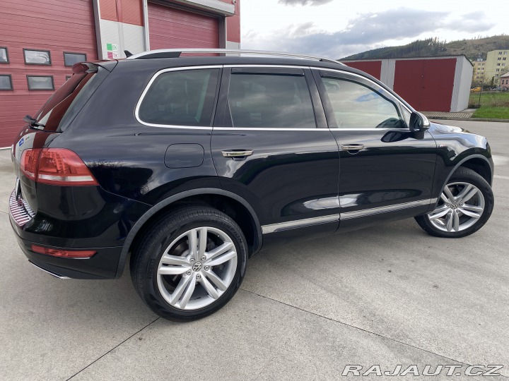 Volkswagen Touareg  2013