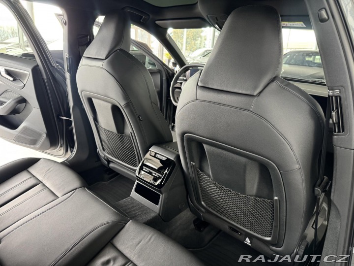 Audi A6 Avant TDI S-LINE*NovýMode 2025