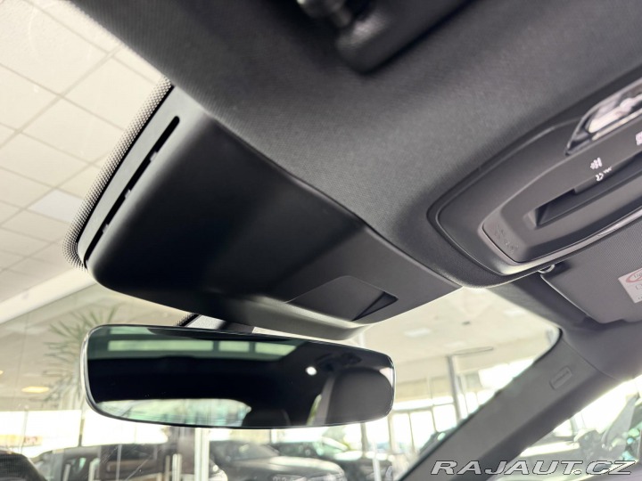 Audi A6 Avant TDI S-LINE*NovýMode 2025