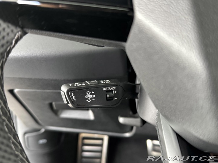 Audi A6 Avant TDI S-LINE*NovýMode 2025