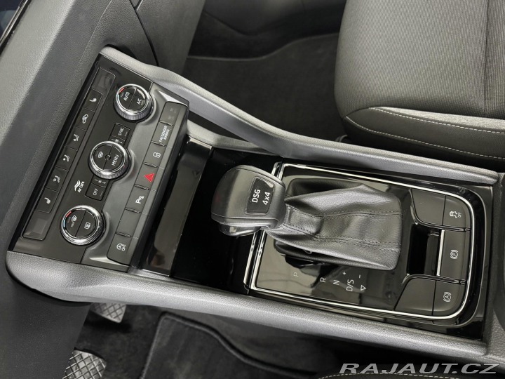 Škoda Karoq 2,0TDI 140kW*4x4*DSG*Driv 2021