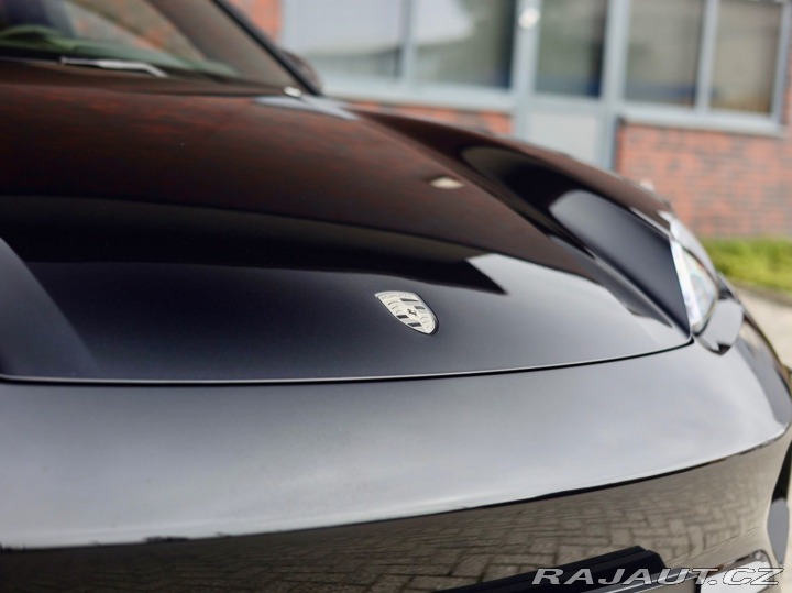 Porsche Macan Turbo | Panoráma - Ťažné 2024