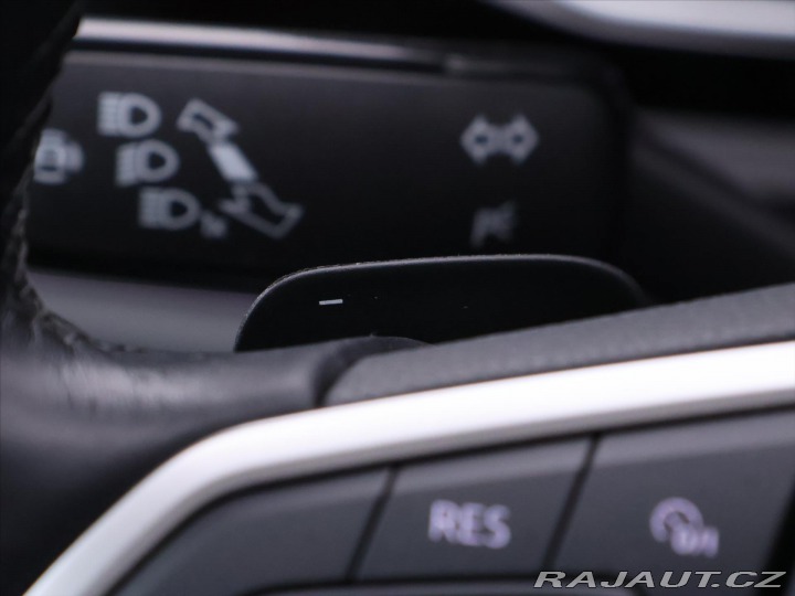 Volkswagen Taigo 1,5 TSI 110kW DSG R-line 2022