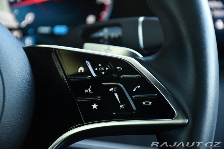 Mercedes-Benz E 200 9G CARPLAY FOLIE 2021