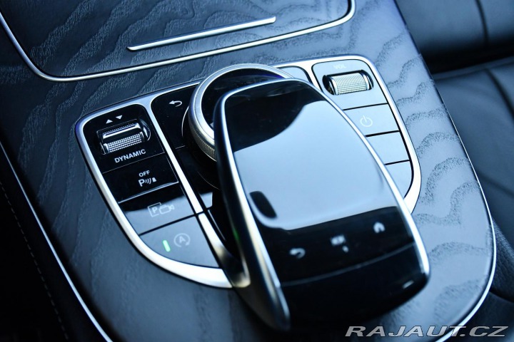 Mercedes-Benz E 200 9G CARPLAY FOLIE 2021