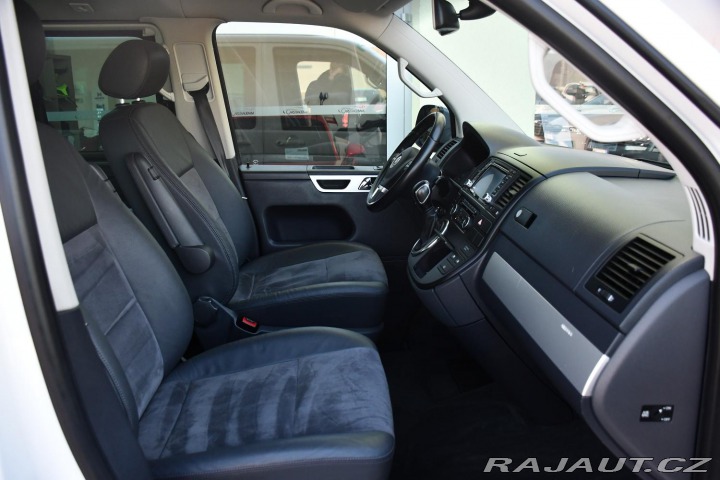 Volkswagen Multivan 2.0TDi ČR 7.MÍST TAŽNÉ M. 2015