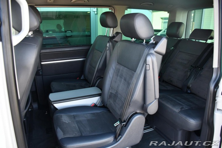 Volkswagen Multivan 2.0TDi ČR 7.MÍST TAŽNÉ M. 2015