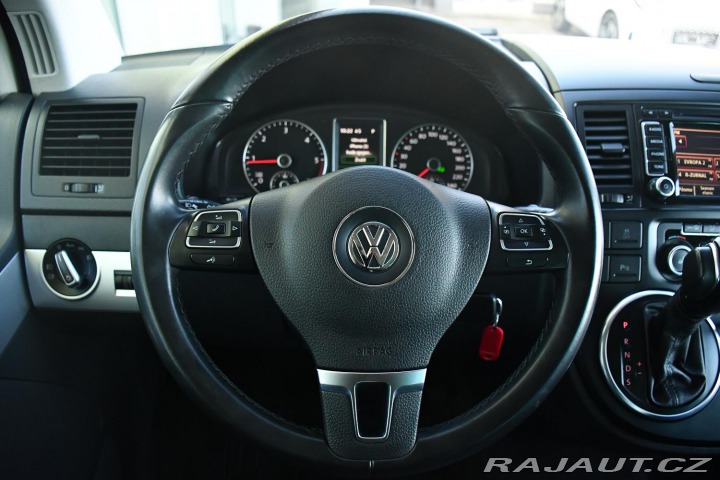 Volkswagen Multivan 2.0TDi ČR 7.MÍST TAŽNÉ M. 2015