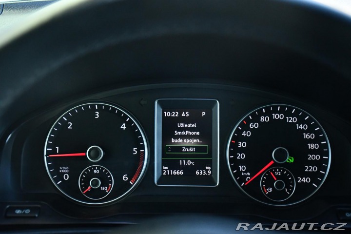 Volkswagen Multivan 2.0TDi ČR 7.MÍST TAŽNÉ M. 2015