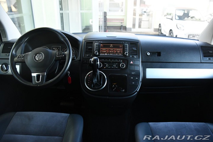 Volkswagen Multivan 2.0TDi ČR 7.MÍST TAŽNÉ M. 2015