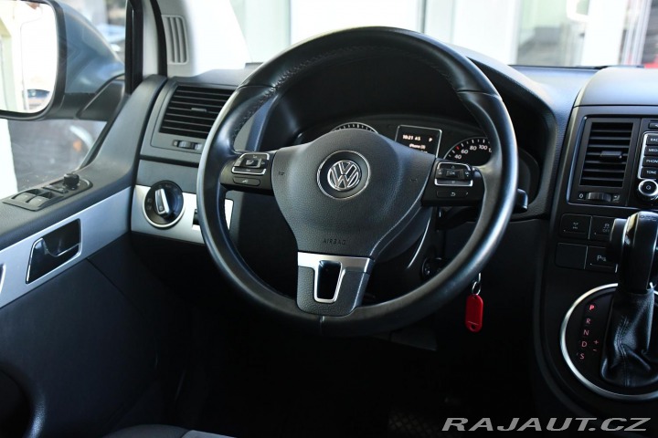 Volkswagen Multivan 2.0TDi ČR 7.MÍST TAŽNÉ M. 2015