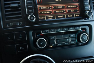 Volkswagen Multivan 2.0TDi ČR 7.MÍST TAŽNÉ M. 2015