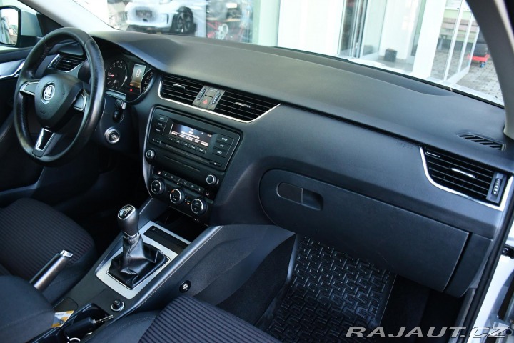 Škoda Octavia 2.0TDi AUT. AC VYHŘ.SEDAČ 2013